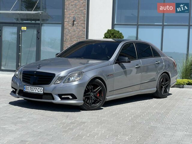 Серый Мерседес Е-Класс, объемом двигателя 2.14 л и пробегом 303 тыс. км за 16300 $, фото 2 на Automoto.ua
