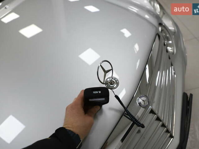 Сірий Мерседес Е-Клас, об'ємом двигуна 2.2 л та пробігом 194 тис. км за 14899 $, фото 106 на Automoto.ua