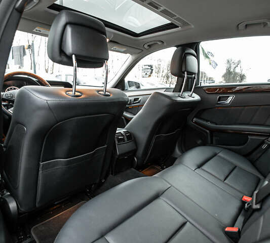 Серый Мерседес Е-Класс, объемом двигателя 3.5 л и пробегом 139 тыс. км за 15500 $, фото 41 на Automoto.ua