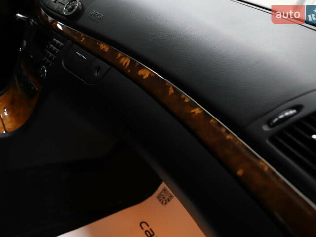 Сірий Мерседес Е-Клас, об'ємом двигуна 2.2 л та пробігом 194 тис. км за 14899 $, фото 75 на Automoto.ua