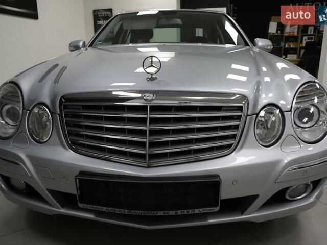 Сірий Мерседес Е-Клас, об'ємом двигуна 2.2 л та пробігом 194 тис. км за 14899 $, фото 10 на Automoto.ua