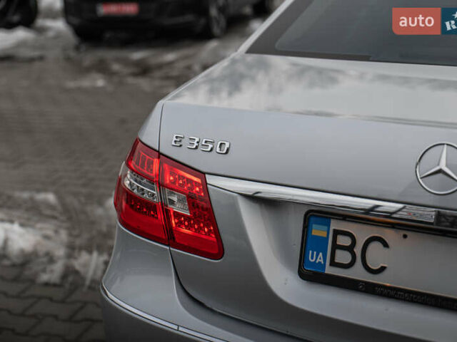Серый Мерседес Е-Класс, объемом двигателя 3.5 л и пробегом 139 тыс. км за 15500 $, фото 15 на Automoto.ua