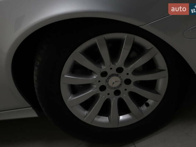 Сірий Мерседес Е-Клас, об'ємом двигуна 2.2 л та пробігом 194 тис. км за 14899 $, фото 34 на Automoto.ua