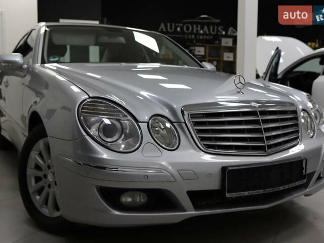 Сірий Мерседес Е-Клас, об'ємом двигуна 2.2 л та пробігом 194 тис. км за 14899 $, фото 19 на Automoto.ua