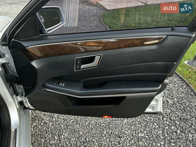 Серый Мерседес Е-Класс, объемом двигателя 2.2 л и пробегом 280 тыс. км за 11750 $, фото 19 на Automoto.ua