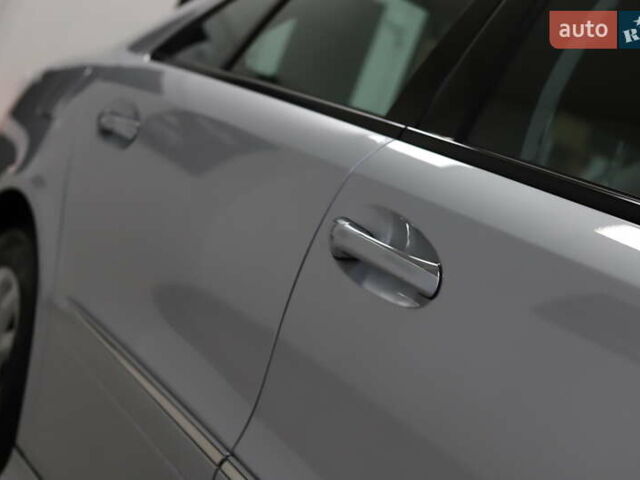 Сірий Мерседес Е-Клас, об'ємом двигуна 2.2 л та пробігом 194 тис. км за 14899 $, фото 40 на Automoto.ua