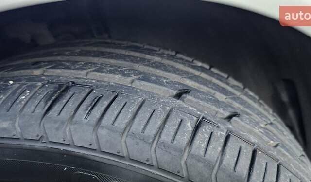 Сірий Мерседес Е-Клас, об'ємом двигуна 3 л та пробігом 173 тис. км за 9900 $, фото 24 на Automoto.ua