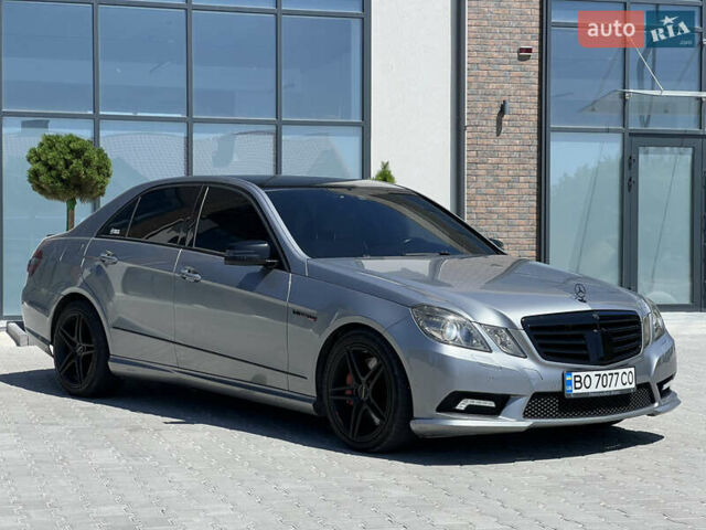 Серый Мерседес Е-Класс, объемом двигателя 2.14 л и пробегом 303 тыс. км за 16300 $, фото 10 на Automoto.ua