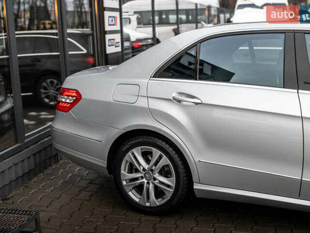 Серый Мерседес Е-Класс, объемом двигателя 3.5 л и пробегом 139 тыс. км за 15500 $, фото 50 на Automoto.ua