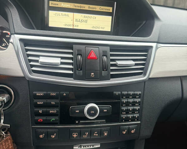 Сірий Мерседес Е-Клас, об'ємом двигуна 3 л та пробігом 257 тис. км за 17200 $, фото 30 на Automoto.ua