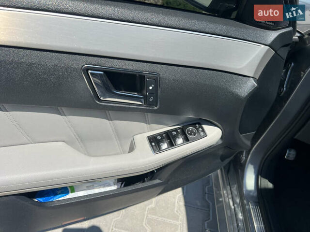 Серый Мерседес Е-Класс, объемом двигателя 2.14 л и пробегом 303 тыс. км за 16300 $, фото 38 на Automoto.ua