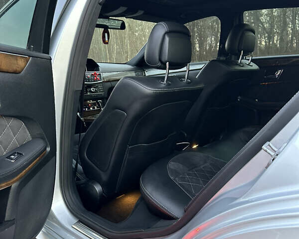 Серый Мерседес Е-Класс, объемом двигателя 2.14 л и пробегом 265 тыс. км за 10499 $, фото 9 на Automoto.ua