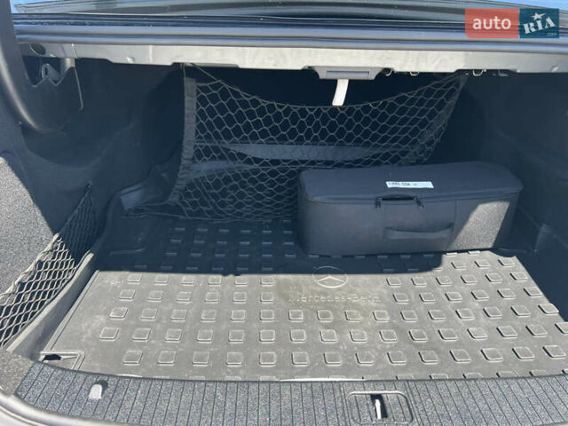 Серый Мерседес Е-Класс, объемом двигателя 2.14 л и пробегом 303 тыс. км за 16300 $, фото 66 на Automoto.ua