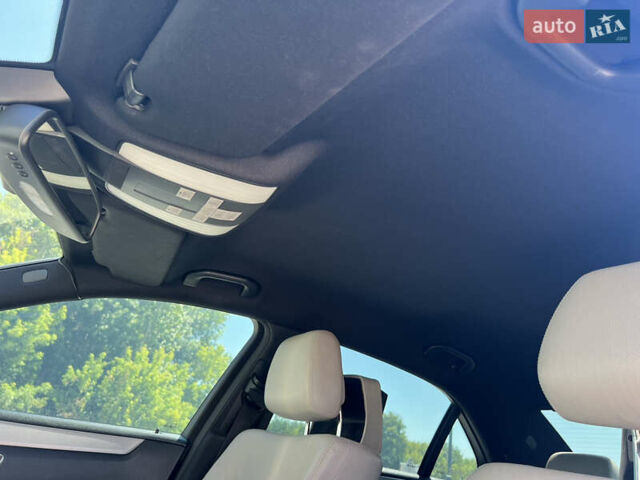 Серый Мерседес Е-Класс, объемом двигателя 2.14 л и пробегом 303 тыс. км за 16300 $, фото 42 на Automoto.ua