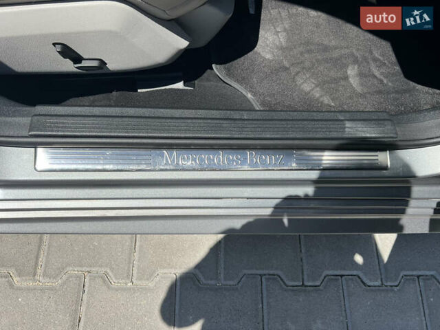 Серый Мерседес Е-Класс, объемом двигателя 2.14 л и пробегом 303 тыс. км за 16300 $, фото 57 на Automoto.ua