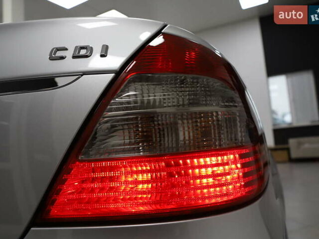 Сірий Мерседес Е-Клас, об'ємом двигуна 2.2 л та пробігом 194 тис. км за 14899 $, фото 53 на Automoto.ua