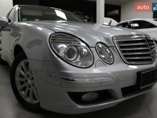 Сірий Мерседес Е-Клас, об'ємом двигуна 2.2 л та пробігом 194 тис. км за 14899 $, фото 23 на Automoto.ua