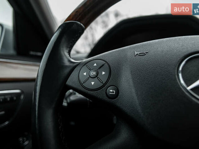 Серый Мерседес Е-Класс, объемом двигателя 3.5 л и пробегом 139 тыс. км за 15500 $, фото 34 на Automoto.ua