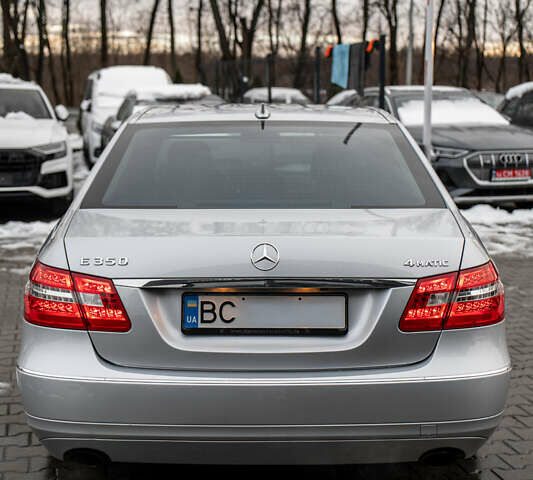 Серый Мерседес Е-Класс, объемом двигателя 3.5 л и пробегом 139 тыс. км за 15500 $, фото 13 на Automoto.ua