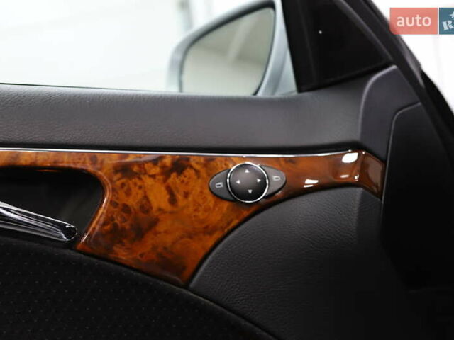 Сірий Мерседес Е-Клас, об'ємом двигуна 2.2 л та пробігом 194 тис. км за 14899 $, фото 59 на Automoto.ua