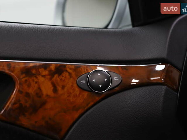 Сірий Мерседес Е-Клас, об'ємом двигуна 2.2 л та пробігом 194 тис. км за 14899 $, фото 56 на Automoto.ua