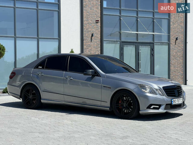 Серый Мерседес Е-Класс, объемом двигателя 2.14 л и пробегом 303 тыс. км за 16300 $, фото 11 на Automoto.ua
