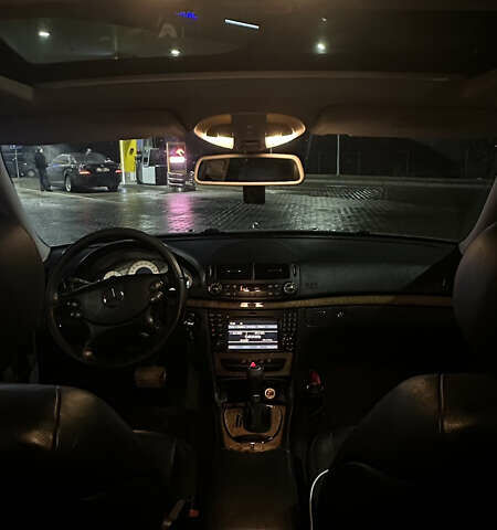 Серый Мерседес Е-Класс, объемом двигателя 2.99 л и пробегом 280 тыс. км за 9500 $, фото 9 на Automoto.ua