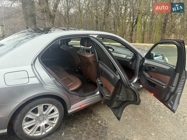 Сірий Мерседес Е-Клас, об'ємом двигуна 3 л та пробігом 257 тис. км за 17200 $, фото 42 на Automoto.ua