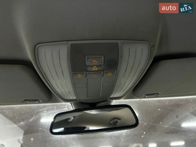 Серый Мерседес Е-Класс, объемом двигателя 2.14 л и пробегом 185 тыс. км за 11800 $, фото 81 на Automoto.ua