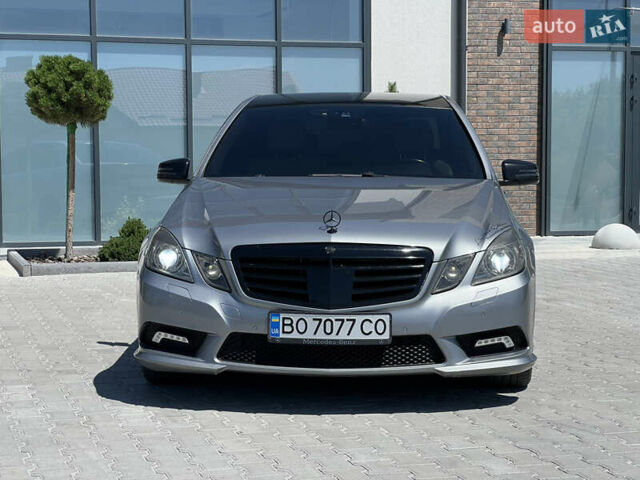 Серый Мерседес Е-Класс, объемом двигателя 2.14 л и пробегом 303 тыс. км за 16300 $, фото 7 на Automoto.ua