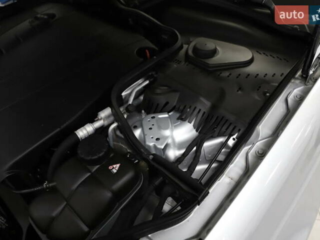 Сірий Мерседес Е-Клас, об'ємом двигуна 2.2 л та пробігом 194 тис. км за 14899 $, фото 98 на Automoto.ua