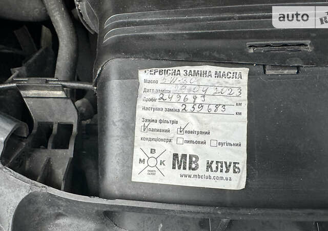 Серый Мерседес Е-Класс, объемом двигателя 3 л и пробегом 253 тыс. км за 16100 $, фото 33 на Automoto.ua