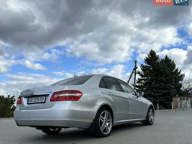 Мерседес Е-Клас 2010 у Бершаде на Automoto.ua Сірий Мерседес Е-Клас, об'ємом двигуна 2 л та пробігом 116 тис. км за 14500 $, фото 4 на Automoto.ua