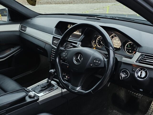 Сірий Мерседес Е-Клас, об'ємом двигуна 2 л та пробігом 189 тис. км за 5244 $, фото 6 на Automoto.ua