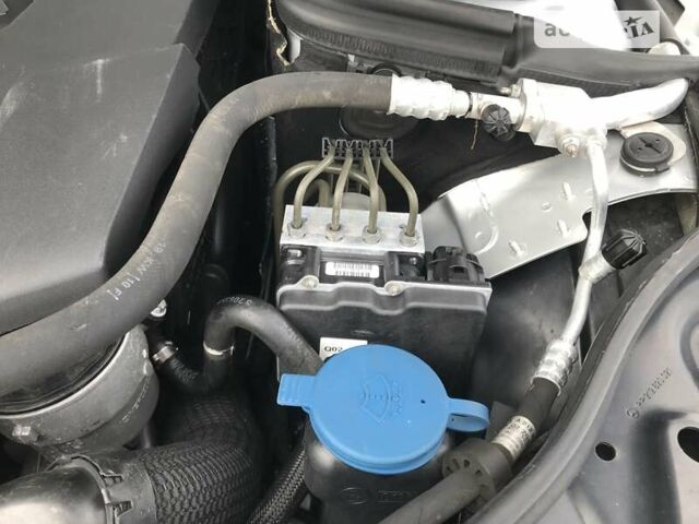 Серый Мерседес Е-Класс, объемом двигателя 2.99 л и пробегом 192 тыс. км за 16500 $, фото 38 на Automoto.ua
