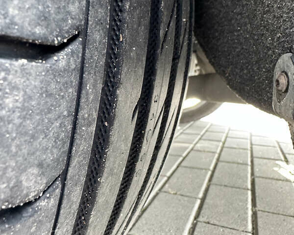 Мерседес Е-Клас 2010 у Бершаде на Automoto.ua Сірий Мерседес Е-Клас, об'ємом двигуна 2 л та пробігом 116 тис. км за 14500 $, фото 67 на Automoto.ua
