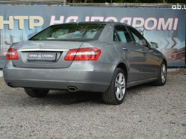 Серый Мерседес Е-Класс, объемом двигателя 3.5 л и пробегом 284 тыс. км за 14500 $, фото 5 на Automoto.ua