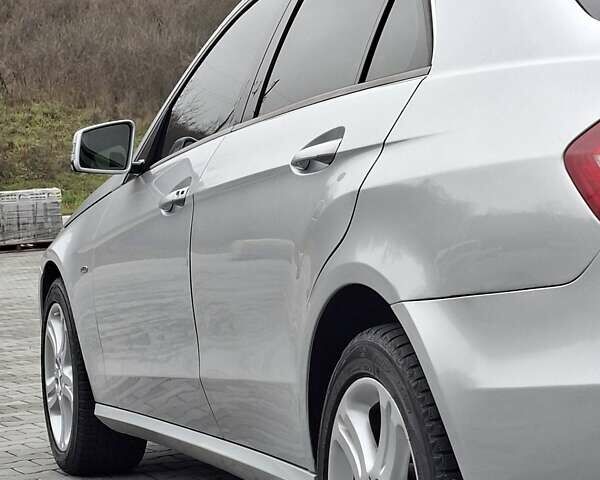 Сірий Мерседес Е-Клас, об'ємом двигуна 2.14 л та пробігом 280 тис. км за 10700 $, фото 7 на Automoto.ua