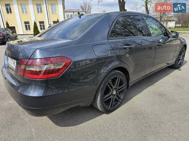 Мерседес Е-Класс 2010 в Днепре (Днепропетровске) на Automoto.ua Серый Мерседес Е-Класс, объемом двигателя 2.14 л и пробегом 248 тыс. км за 11200 $, фото 14 на Automoto.ua