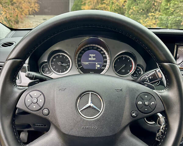 Сірий Мерседес Е-Клас, об'ємом двигуна 3 л та пробігом 302 тис. км за 15700 $, фото 11 на Automoto.ua