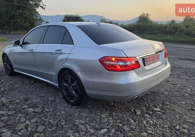 Серый Мерседес Е-Класс, объемом двигателя 2.2 л и пробегом 268 тыс. км за 10950 $, фото 6 на Automoto.ua