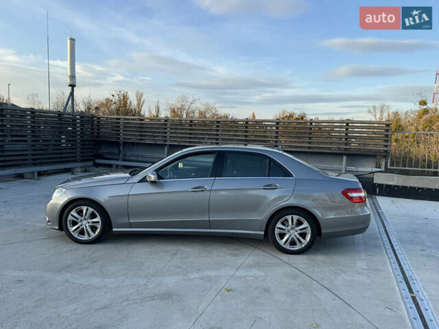 Серый Мерседес Е-Класс, объемом двигателя 2.14 л и пробегом 245 тыс. км за 11900 $, фото 38 на Automoto.ua