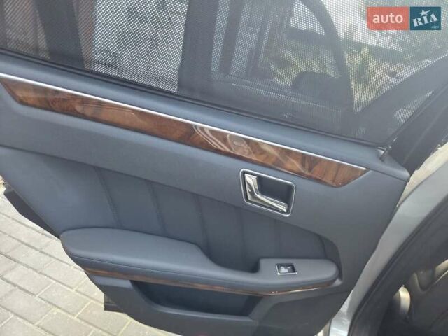 Сірий Мерседес Е-Клас, об'ємом двигуна 3.5 л та пробігом 121 тис. км за 14900 $, фото 8 на Automoto.ua