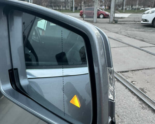 Сірий Мерседес Е-Клас, об'ємом двигуна 2.2 л та пробігом 246 тис. км за 11400 $, фото 3 на Automoto.ua