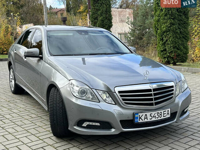 Мерседес Е-Клас 2010 у Прилуках на Automoto.ua Сірий Мерседес Е-Клас, об'ємом двигуна 3.5 л та пробігом 278 тис. км за 11400 $, фото 8 на Automoto.ua