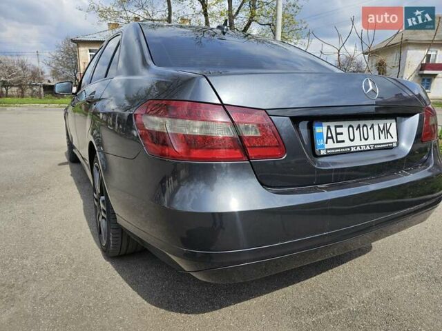 Мерседес Е-Класс 2010 в Днепре (Днепропетровске) на Automoto.ua Серый Мерседес Е-Класс, объемом двигателя 2.14 л и пробегом 248 тыс. км за 11200 $, фото 12 на Automoto.ua