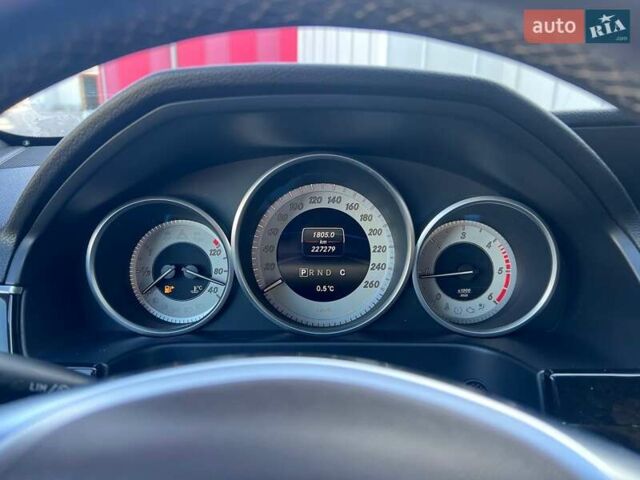 Серый Мерседес Е-Класс, объемом двигателя 2.2 л и пробегом 227 тыс. км за 15499 $, фото 11 на Automoto.ua
