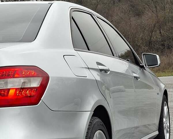 Сірий Мерседес Е-Клас, об'ємом двигуна 2.14 л та пробігом 280 тис. км за 10700 $, фото 8 на Automoto.ua