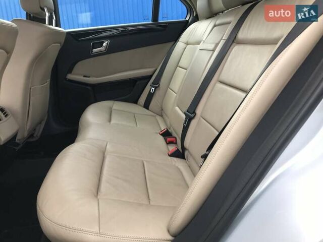 Серый Мерседес Е-Класс, объемом двигателя 2.99 л и пробегом 192 тыс. км за 17300 $, фото 24 на Automoto.ua