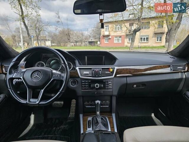 Сірий Мерседес Е-Клас, об'ємом двигуна 2.14 л та пробігом 248 тис. км за 12400 $, фото 21 на Automoto.ua